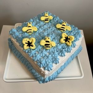 Faux/Fake Bake Bee Cake. Handmade.